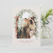 グリーナリーアーチ&ボウエレガントアイボリー写真クリスマス シーズンカード (スタンド正面)