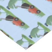 グリーンおもしろいカエルの芝刈り漫画 テーブルクロス (アングル)