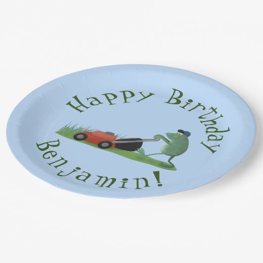 グリーンおもしろいカエルの芝刈り漫画 ペーパープレート (アングル)