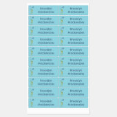 グリーンおもしろいカエルの飛ぶフライパーソナライズされたアニメ ラベル (シート)