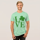 グリーンかわいらしシャムロックラブSt patricks day トライブレンドTシャツ (正面全面)
