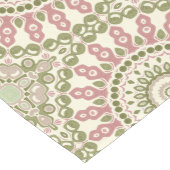 グリーンとバラマンダラヴィンテージボヘミアンパターン ミディアムテーブルランナー (コーナー)