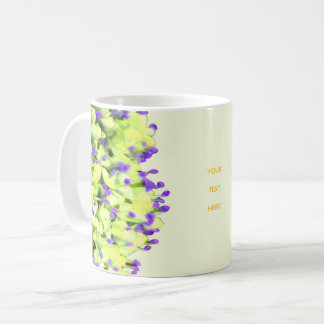 グリーンとパープルの出会い、幸せが花開く コーヒーマグカップ