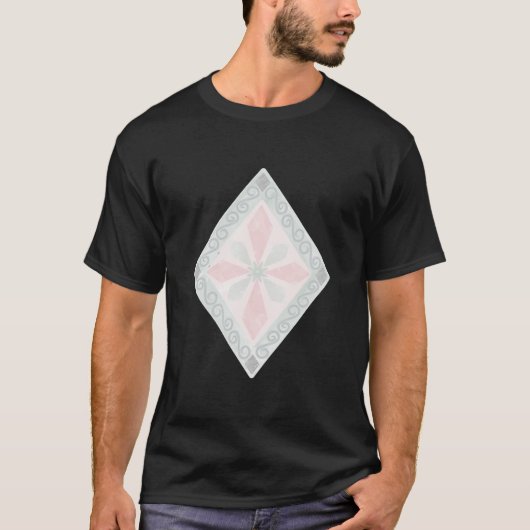 グリーンとピンクのパステル ダイヤモンド柄 Tシャツ (正面)