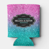 グリーンとピンクのフェイクグリッターカスタム文字 缶クーラー (裏面)