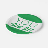 グリーンとホワイト卒業した ペーパープレート (アングル)