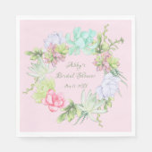 グリーンと花の美しいリース ブライダルシャワー スタンダードランチョンナプキン (正面)