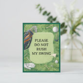 グリーンにあなただけのテキストを入れたゴルフコース - ゴルファーのための特別なプレゼント ポストカード (スタンド正面)