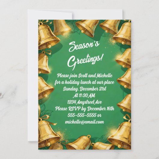 グリーンのクリスマス パーティーでのゴールドのベル 招待状 (正面)