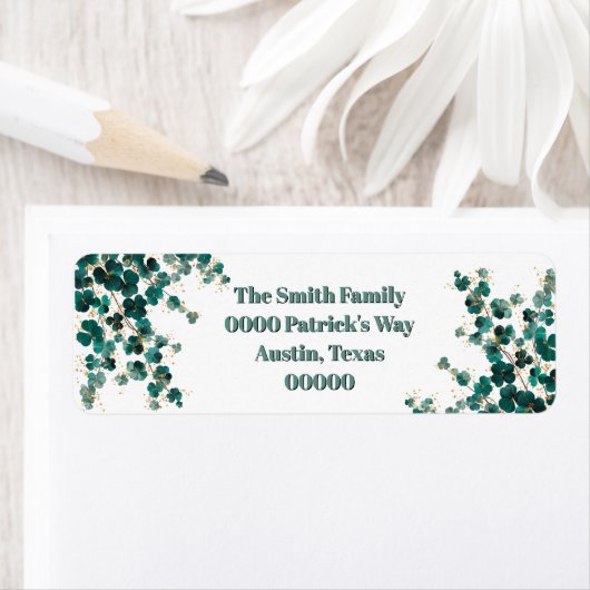 グリーンのシャムロックとゴールド ラベル (インサイチュ)