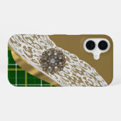 グリーンのタータンチェックレース iPhone 16ケース (裏面横)