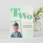 グリーンの第2の誕生日招待状彼のためのレトロ写真 招待状 (スタンド正面)