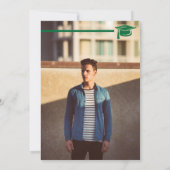 グリーンはっきりした卒業証書とキャップ卒業 招待状 (裏面)