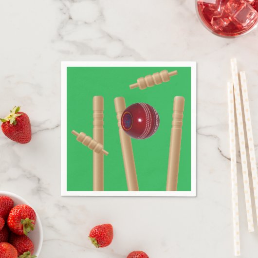 グリーンはクリケットに向かってボウリングを打った。 スタンダードカクテルナプキン (インサイチュ)