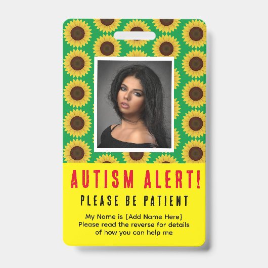グリーンひまわり 自閉症アラート フォトIDと必要事項 バッジ (正面)