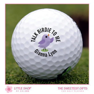 グリーンを置くブルーバードモノグラムの ゴルフボール