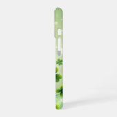 グリーンアイリッシュクローバーシャムロックの色合い iPhone 16ケース (左側面)