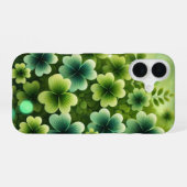 グリーンアイリッシュクローバーシャムロックの色合い iPhone 16ケース (裏面横)
