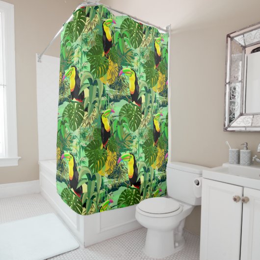 グリーンアマゾニア熱帯雨林のトゥカン シャワーカーテン (インサイチュ)