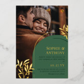 グリーンアーチゴールデングリーンリーフォト秋の結婚式 箔招待状 (正面)