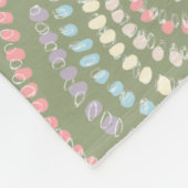 グリーンイエローピンクブルー同心ハートレインボー フリースブランケット (角)