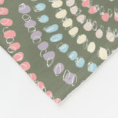 グリーンイエローピンクブルー同心ハートレインボー フリースブランケット (角)