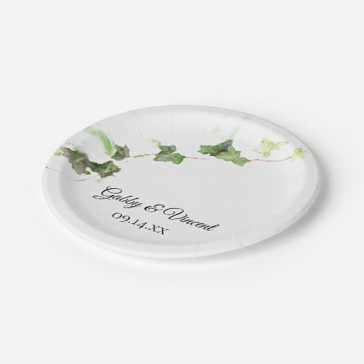 グリーンイングリッシュアイビーつる植物ウォーター結婚カラー ペーパープレート (アングル)