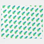 グリーンウォーター色の森の松の木 フリースブランケット (正面(横))