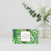 グリーンウォーター色の熱帯モンステラ模様 名刺 (スタンド正面)