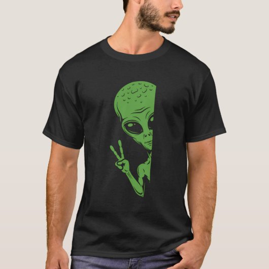 グリーンエイリアンピークおもしろいエイリアン地球外S Tシャツ (正面)