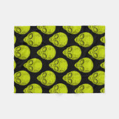 グリーンエイリアンヘッドフリースブランケット フリースブランケット (正面(横))