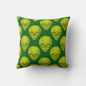 グリーンエイリアンヘッド クッション (裏面)