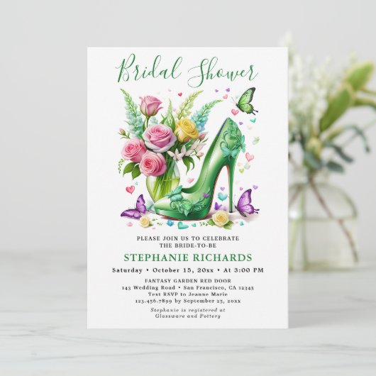 グリーンエレガントバタフライフローラシューズブライダルシャワー 招待状 (スタンド正面)