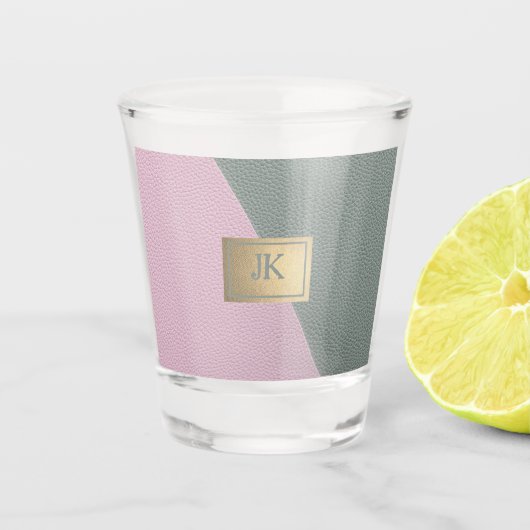 グリーンエレガントピンクレザーモノグラム ショットグラス (正面)
