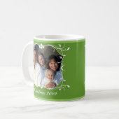 グリーンクリスマスホリデーファミリーフォト コーヒーマグカップ (正面左)