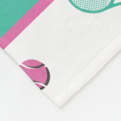 グリーンクロスカントテニスラケットと名前をカスタムする フリースブランケット (角)