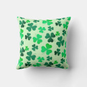 グリーンクローバーシャームロックリーフフローラエレガントレトロ クッション (裏面)