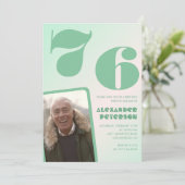 グリーングラデーション 76歳の誕生日招待状 男の子の写真 招待状 (スタンド正面)