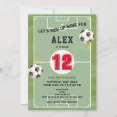 グリーンサッカーフィールドサッカー誕生日パーティー 招待状 (正面)