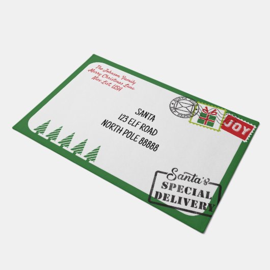 グリーンサンタレタークリスマスをパーソナライズ ドアマット (アングル)