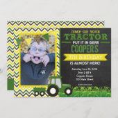 グリーンシェブロントラクターバースデーパーティーの招待 招待状 (正面/裏面)