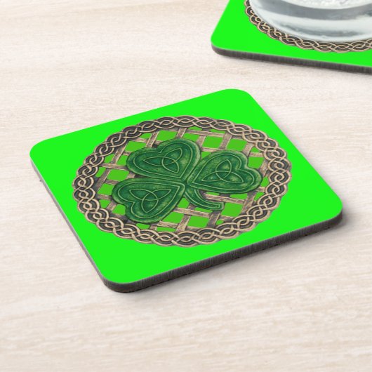 グリーンシャムロックとケルト結び目模様コースター コースター (左側)