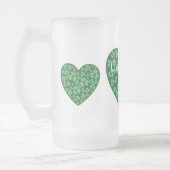 グリーンシャムロックハートセントパトリックの日 フロストグラスビールジョッキ (左)