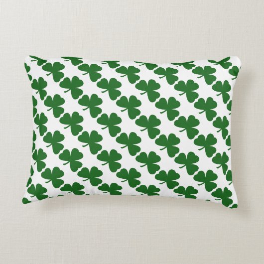 グリーンシャームクロックスセントパトリックの日クローバーパターン アクセントクッション (裏面)