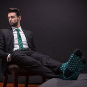 グリーンシンプルボーリングピンデザイン ネクタイ