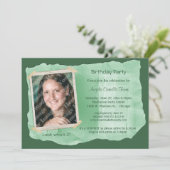 グリーンスクラップブックフォトサプライズパーティー招待状 招待状 (スタンド正面)