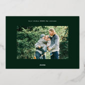 グリーンスタイリッシュとモダン金ゴールドの写真メリークリスマス 箔シーズンカード (裏面)