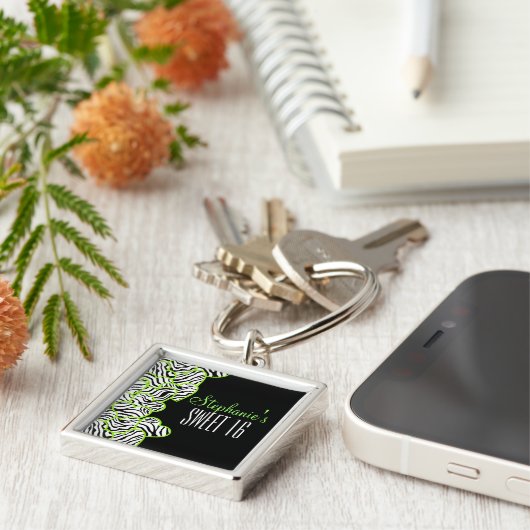 グリーンスタイリッシュスウィート16ゼブラハートデザイン名 キーホルダー (側面)