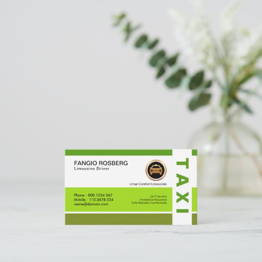 グリーンスタイリッシュプロフェッショナルモダンタクシー 名刺 (スタンド正面)