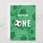 グリーンスタイリッシュボールサッカーテーマ1回目の誕生日パーティー 招待状 (正面)